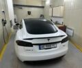 Білий Тесла Модель С, об'ємом двигуна 0 л та пробігом 100 тис. км за 16000 $, фото 7 на Automoto.ua