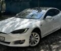 Белый Тесла Модель С, объемом двигателя 0 л и пробегом 252 тыс. км за 16000 $, фото 1 на Automoto.ua