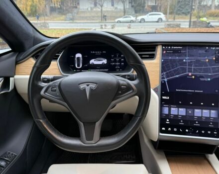 Белый Тесла Модель С, объемом двигателя 0 л и пробегом 54 тыс. км за 25600 $, фото 13 на Automoto.ua