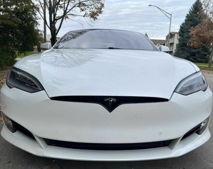 Белый Тесла Модель С, объемом двигателя 0 л и пробегом 45 тыс. км за 13300 $, фото 1 на Automoto.ua