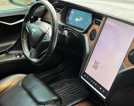 Белый Тесла Модель С, объемом двигателя 0 л и пробегом 45 тыс. км за 13300 $, фото 8 на Automoto.ua