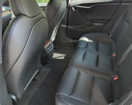 Белый Тесла Модель С, объемом двигателя 0 л и пробегом 49 тыс. км за 34500 $, фото 5 на Automoto.ua