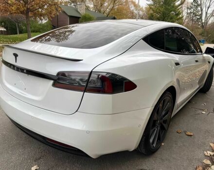 Белый Тесла Модель С, объемом двигателя 0 л и пробегом 45 тыс. км за 13300 $, фото 3 на Automoto.ua