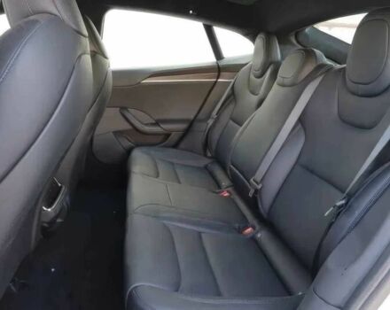 Білий Тесла Модель С, об'ємом двигуна 0 л та пробігом 29 тис. км за 18500 $, фото 11 на Automoto.ua