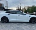 Білий Тесла Модель С, об'ємом двигуна 0 л та пробігом 77 тис. км за 17551 $, фото 1 на Automoto.ua