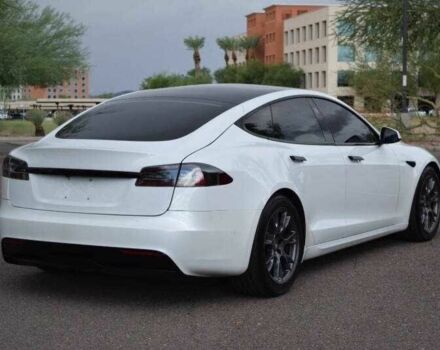 Білий Тесла Модель С, об'ємом двигуна 0 л та пробігом 18 тис. км за 19000 $, фото 2 на Automoto.ua