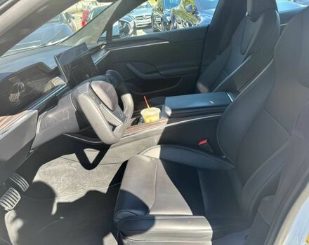 Белый Тесла Модель С, объемом двигателя 0 л и пробегом 23 тыс. км за 18500 $, фото 6 на Automoto.ua