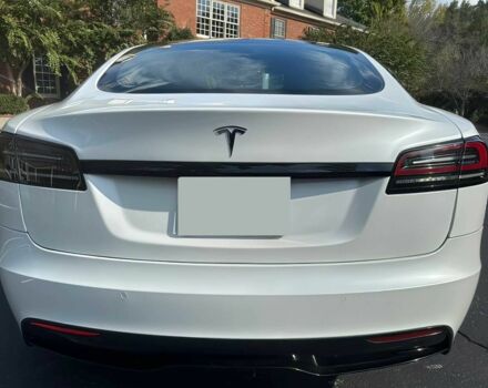 Белый Тесла Модель С, объемом двигателя 0 л и пробегом 23 тыс. км за 18500 $, фото 4 на Automoto.ua