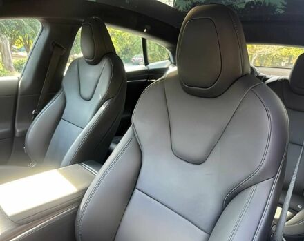 Белый Тесла Модель С, объемом двигателя 0 л и пробегом 23 тыс. км за 18500 $, фото 10 на Automoto.ua