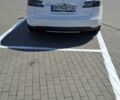 Белый Тесла Модель С, объемом двигателя 0 л и пробегом 276 тыс. км за 12500 $, фото 5 на Automoto.ua