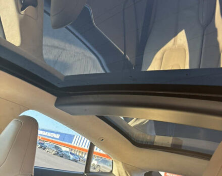 Белый Тесла Модель С, объемом двигателя 0 л и пробегом 178 тыс. км за 15500 $, фото 18 на Automoto.ua