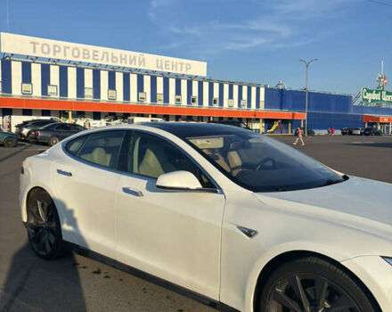 Белый Тесла Модель С, объемом двигателя 0 л и пробегом 178 тыс. км за 15500 $, фото 7 на Automoto.ua