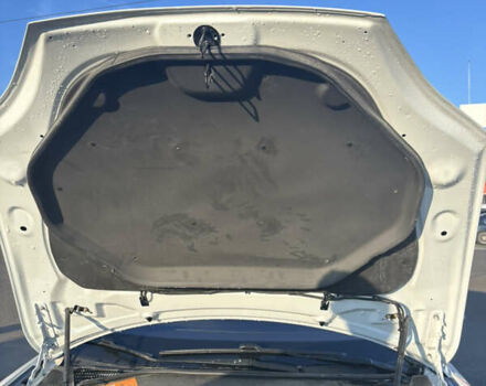 Белый Тесла Модель С, объемом двигателя 0 л и пробегом 178 тыс. км за 15500 $, фото 10 на Automoto.ua