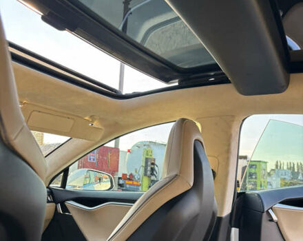 Белый Тесла Модель С, объемом двигателя 0 л и пробегом 178 тыс. км за 15500 $, фото 34 на Automoto.ua
