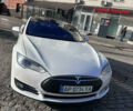 Белый Тесла Модель С, объемом двигателя 0 л и пробегом 170 тыс. км за 12500 $, фото 1 на Automoto.ua
