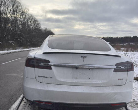 Білий Тесла Модель С, об'ємом двигуна 0 л та пробігом 190 тис. км за 7500 $, фото 3 на Automoto.ua