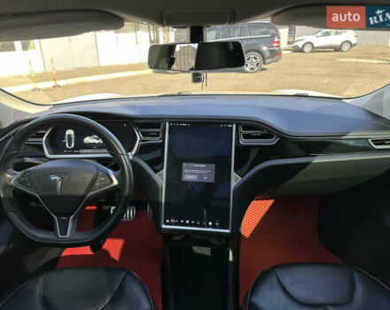 Білий Тесла Модель С, об'ємом двигуна 0 л та пробігом 230 тис. км за 11999 $, фото 22 на Automoto.ua