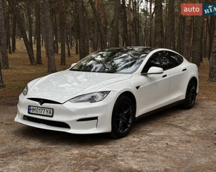 Білий Тесла Модель С, об'ємом двигуна 0 л та пробігом 115 тис. км за 15800 $, фото 2 на Automoto.ua