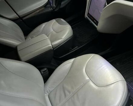 Белый Тесла Модель С, объемом двигателя 0 л и пробегом 213 тыс. км за 13400 $, фото 12 на Automoto.ua