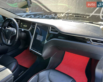 Білий Тесла Модель С, об'ємом двигуна 0 л та пробігом 230 тис. км за 11999 $, фото 8 на Automoto.ua