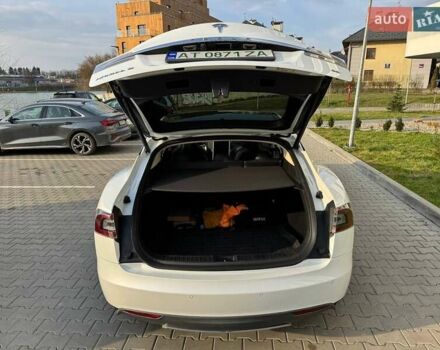 Белый Тесла Модель С, объемом двигателя 0 л и пробегом 260 тыс. км за 12200 $, фото 15 на Automoto.ua