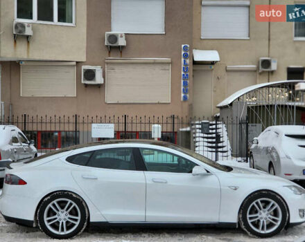 Білий Тесла Модель С, об'ємом двигуна 0 л та пробігом 177 тис. км за 12700 $, фото 5 на Automoto.ua