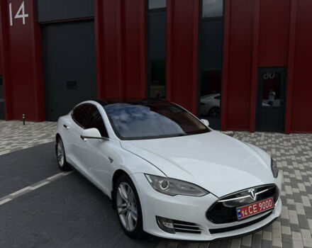 Белый Тесла Модель С, объемом двигателя 0 л и пробегом 190 тыс. км за 12000 $, фото 3 на Automoto.ua