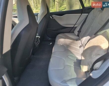 Белый Тесла Модель С, объемом двигателя 0 л и пробегом 190 тыс. км за 13200 $, фото 1 на Automoto.ua