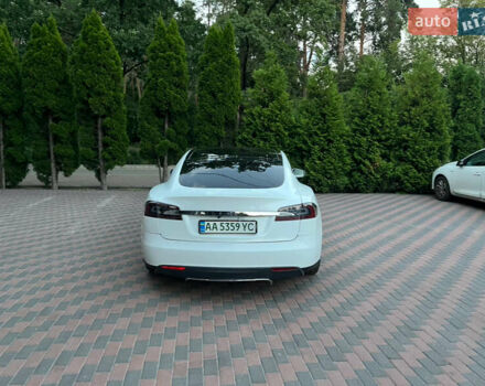 Белый Тесла Модель С, объемом двигателя 0 л и пробегом 270 тыс. км за 11500 $, фото 3 на Automoto.ua