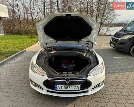 Белый Тесла Модель С, объемом двигателя 0 л и пробегом 260 тыс. км за 12200 $, фото 20 на Automoto.ua