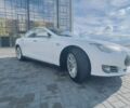 Белый Тесла Модель С, объемом двигателя 0 л и пробегом 240 тыс. км за 13000 $, фото 1 на Automoto.ua