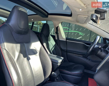 Білий Тесла Модель С, об'ємом двигуна 0 л та пробігом 230 тис. км за 11999 $, фото 7 на Automoto.ua