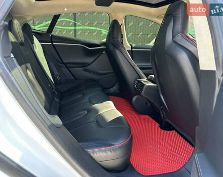 Білий Тесла Модель С, об'ємом двигуна 0 л та пробігом 230 тис. км за 11999 $, фото 10 на Automoto.ua