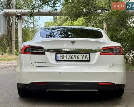 Білий Тесла Модель С, об'ємом двигуна 0 л та пробігом 103 тис. км за 14600 $, фото 21 на Automoto.ua