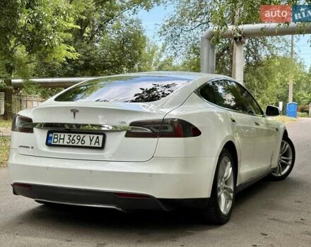 Білий Тесла Модель С, об'ємом двигуна 0 л та пробігом 103 тис. км за 14600 $, фото 38 на Automoto.ua
