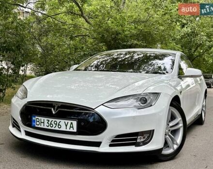 Білий Тесла Модель С, об'ємом двигуна 0 л та пробігом 103 тис. км за 14600 $, фото 35 на Automoto.ua