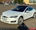 Белый Тесла Модель С, объемом двигателя 0.31 л и пробегом 168 тыс. км за 15000 $, фото 1 на Automoto.ua