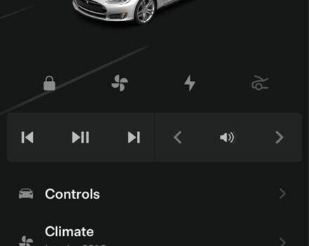 Белый Тесла Модель С, объемом двигателя 5.6 л и пробегом 305 тыс. км за 12700 $, фото 5 на Automoto.ua