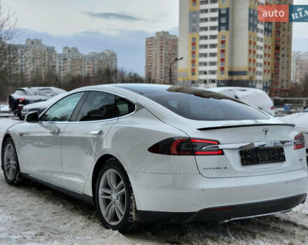 Білий Тесла Модель С, об'ємом двигуна 0 л та пробігом 177 тис. км за 12700 $, фото 9 на Automoto.ua