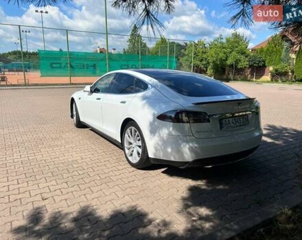 Белый Тесла Модель С, объемом двигателя 0 л и пробегом 269 тыс. км за 12700 $, фото 2 на Automoto.ua