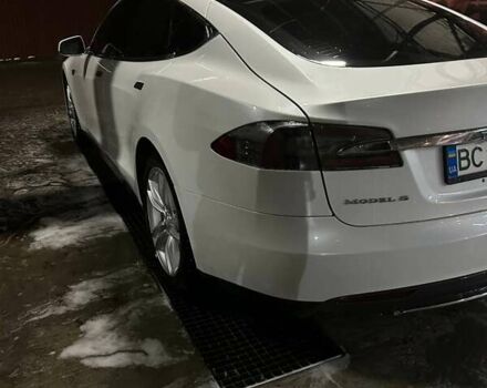 Белый Тесла Модель С, объемом двигателя 0 л и пробегом 213 тыс. км за 13400 $, фото 8 на Automoto.ua