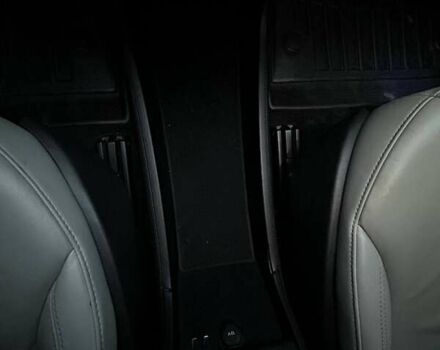 Белый Тесла Модель С, объемом двигателя 0 л и пробегом 213 тыс. км за 13400 $, фото 13 на Automoto.ua