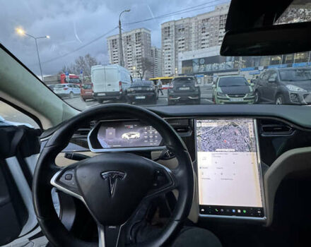 Білий Тесла Модель С, об'ємом двигуна 0 л та пробігом 147 тис. км за 15300 $, фото 13 на Automoto.ua