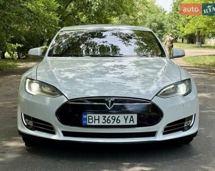 Білий Тесла Модель С, об'ємом двигуна 0 л та пробігом 103 тис. км за 14600 $, фото 5 на Automoto.ua