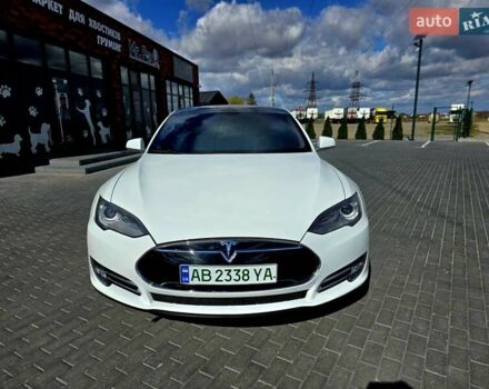 Білий Тесла Модель С, об'ємом двигуна 0 л та пробігом 190 тис. км за 11500 $, фото 11 на Automoto.ua