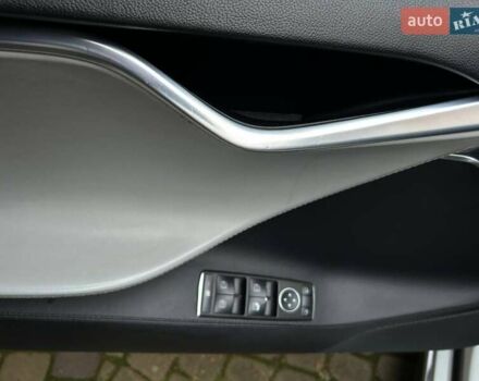 Белый Тесла Модель С, объемом двигателя 0 л и пробегом 213 тыс. км за 13400 $, фото 14 на Automoto.ua