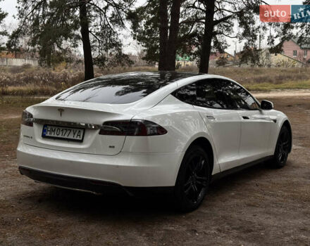 Білий Тесла Модель С, об'ємом двигуна 0 л та пробігом 115 тис. км за 15800 $, фото 5 на Automoto.ua