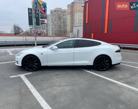 Белый Тесла Модель С, объемом двигателя 0 л и пробегом 165 тыс. км за 13200 $, фото 7 на Automoto.ua