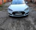 Білий Тесла Модель С, об'ємом двигуна 0 л та пробігом 197 тис. км за 11000 $, фото 1 на Automoto.ua