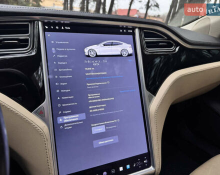 Білий Тесла Модель С, об'ємом двигуна 0 л та пробігом 115 тис. км за 15800 $, фото 15 на Automoto.ua